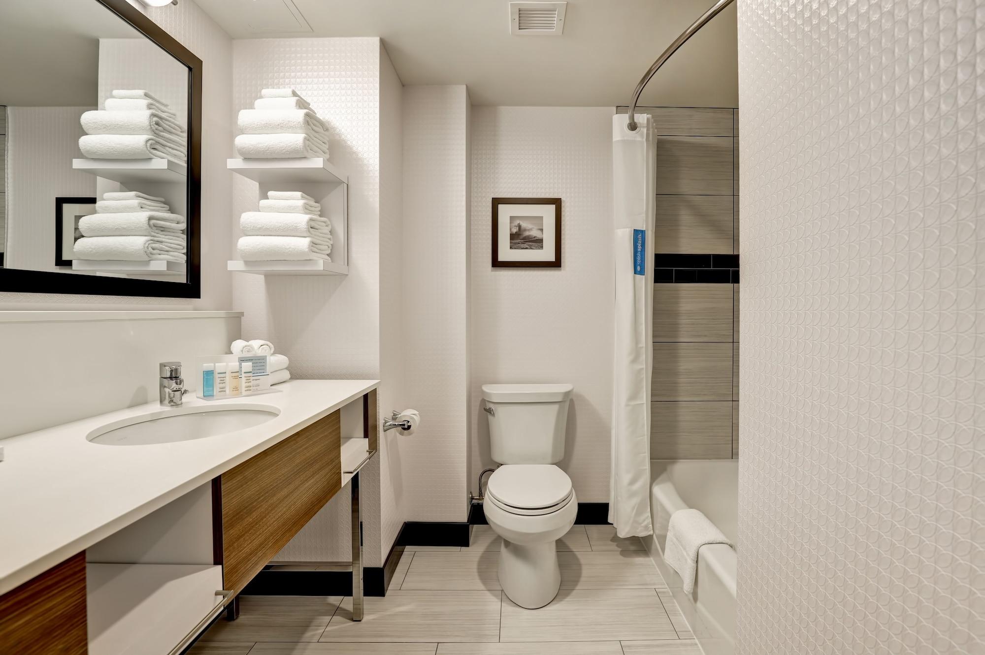 Hampton Inn Long Island/Islandia Exterior foto